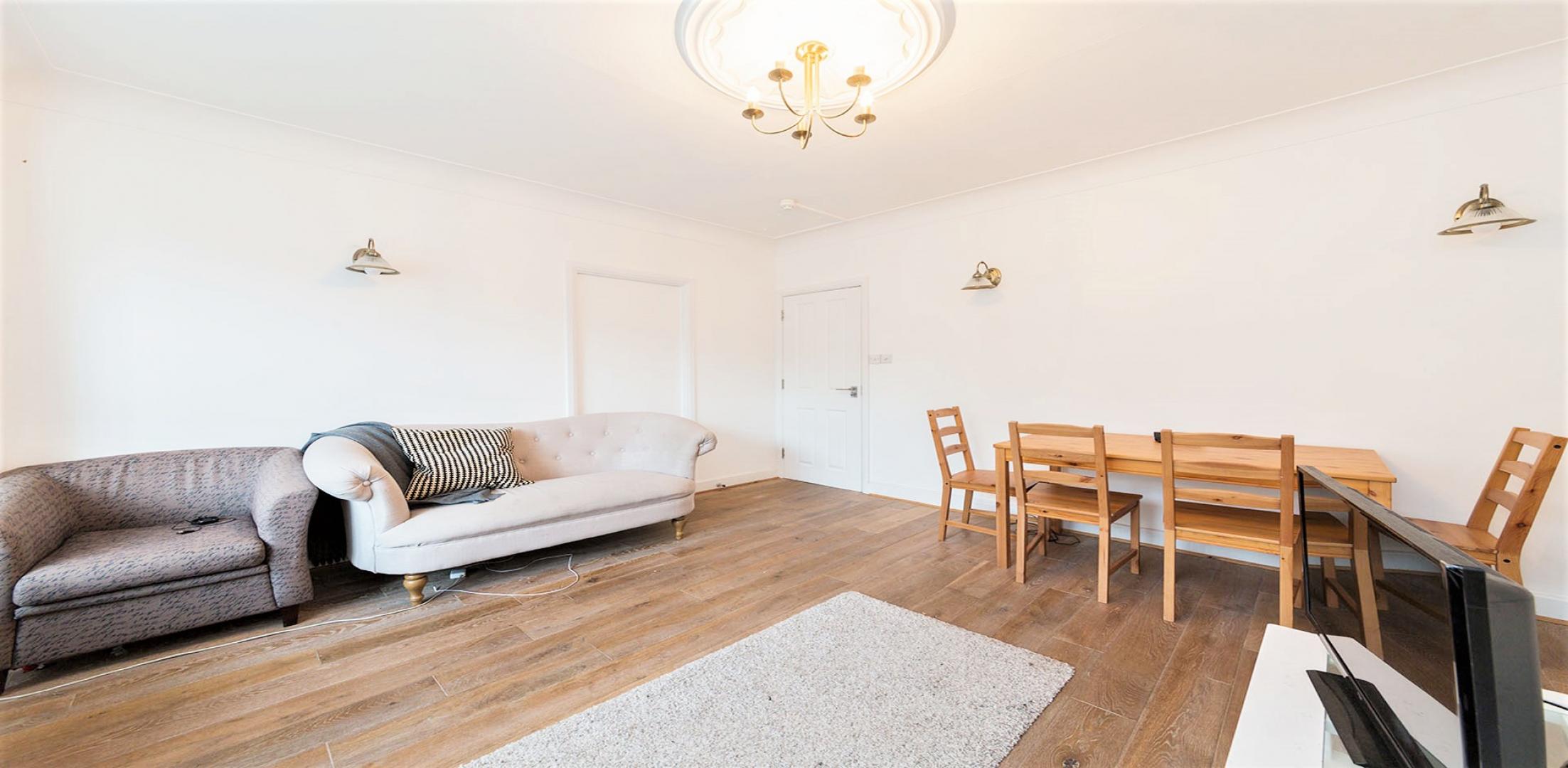 			3 Bedroom, 1 bath, 1 reception Flat			 Stanley Gardens, Willesden Green